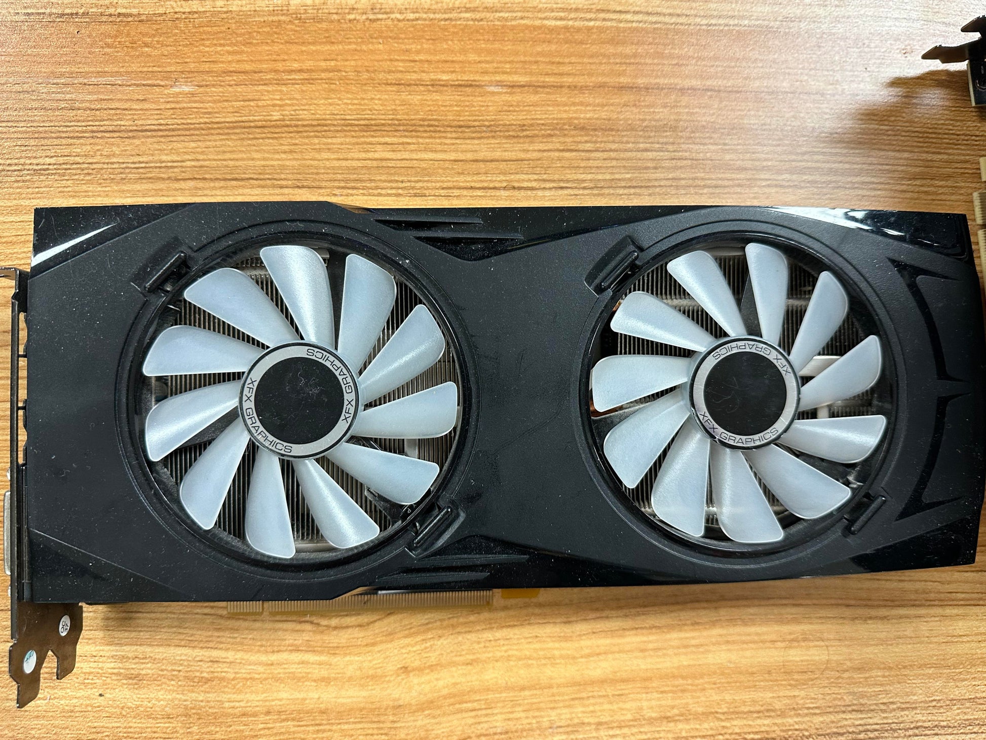 XFX: AMD - Radeon RX 580 - Shop Market Deals