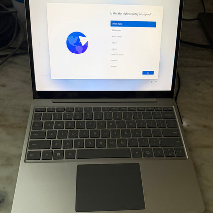 Surface Laptop Go