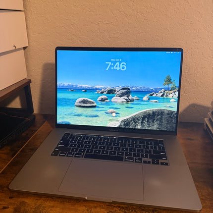 Macbook Pro (2019) - Shop Market Deals
